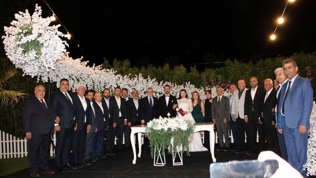 Gazeteci Bekir Doğan ve Akademisyen Zekeriya Pak’ın Çocukları Dünyaevine Girdi!