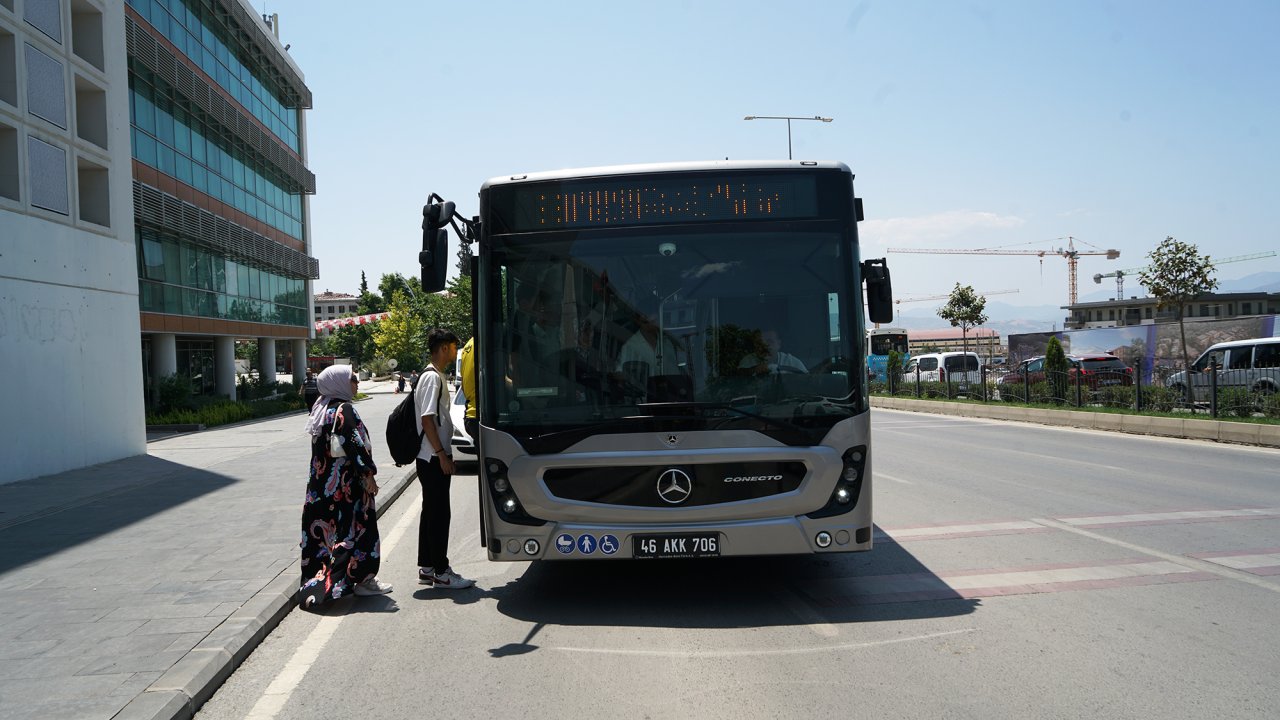 Kahramanmaraş’ta Belediye Otobüsleri Ücretsizdi! 11 Bin 250 Biniş Gerçekleştirildi