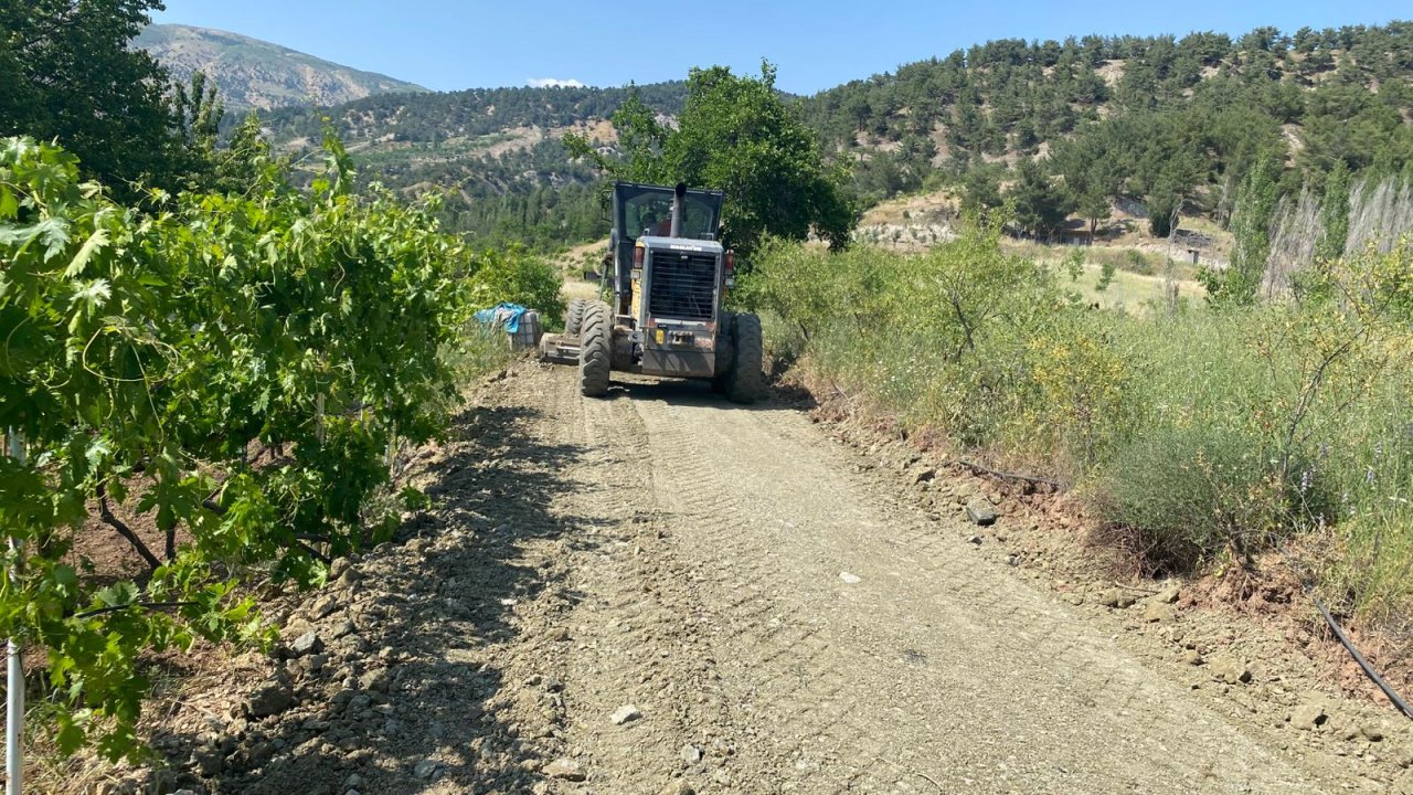 Dulkadiroğlu Belediyesi Kırsalda Altyapı Çalışmalarını Sürdürüyor