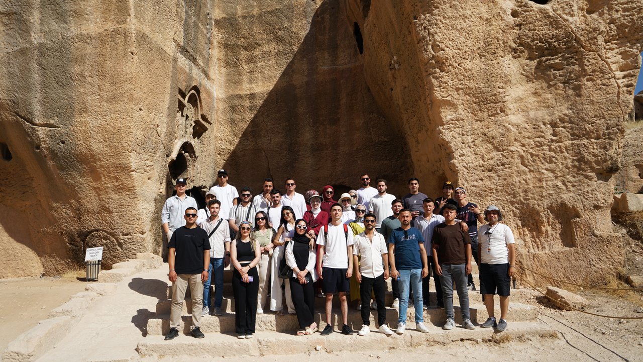 Pusula Mardin’i Gösterdi, Gençler Tarihe Dokundu!