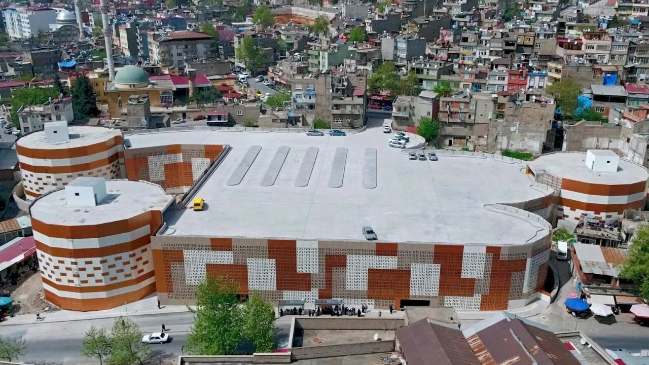 Arasa Otoparkı Yerine Ticaretin Kalbi Geliyor: İddialar Asılsız Çıktı