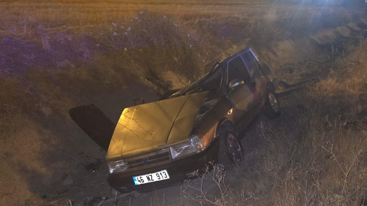 Kahramanmaraş’ta otomobil takla attı: 2 yaralı