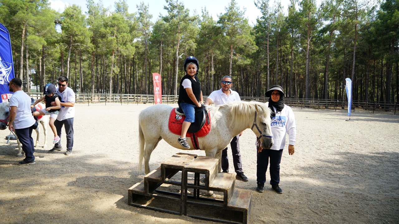 Kahramanmaraş Büyükşehir’den Çocuklara Doğa ve Hayvan Sevgisini Aşılayan Etkinlik!