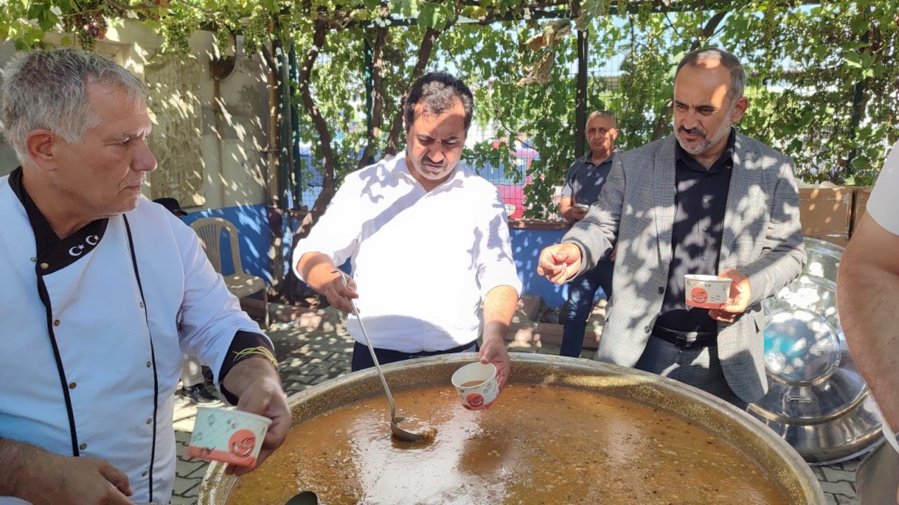 İZOMİR’in Aşure Etkinliği, Basın Bayramı ile Taçlandı!