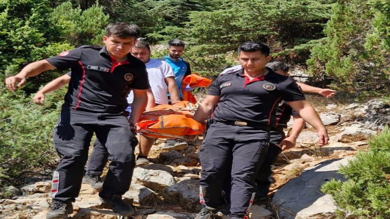 Kahramanmaraş’ta ekşi toplamak için çıktığı dağda öldü