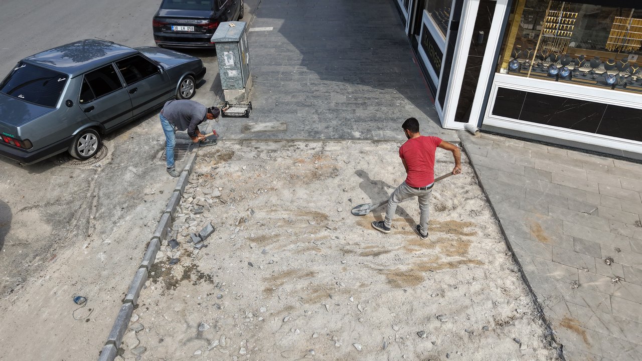 Kahramanmaraş Büyükşehir Göksun’da Yürüyüş Yollarını Yenileniyor!