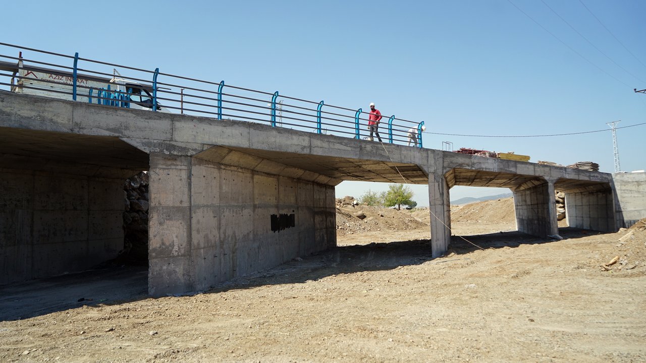 Kahramanmaraş’ta O bölge yeni köprüye kavuştu!