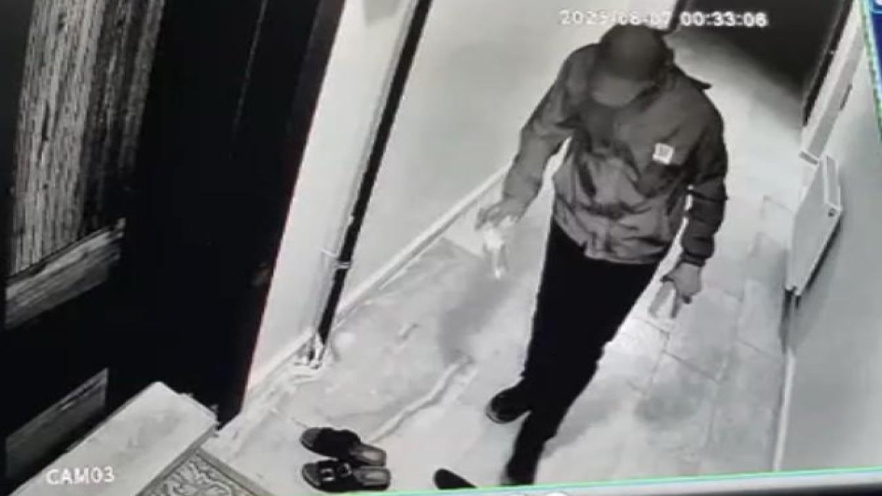 Kahramanmaraş’ta evi benzin döküp yaktı!