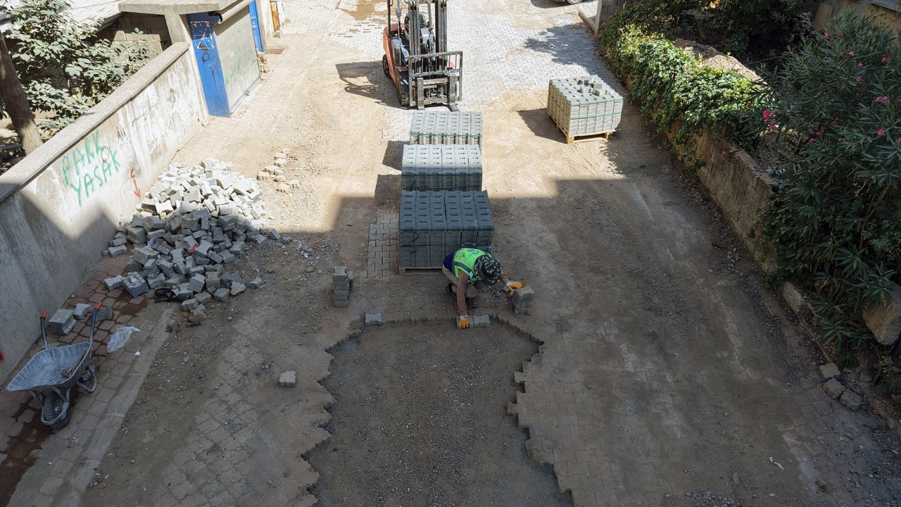 Dulkadiroğlu’nda Yollar Yenileniyor!