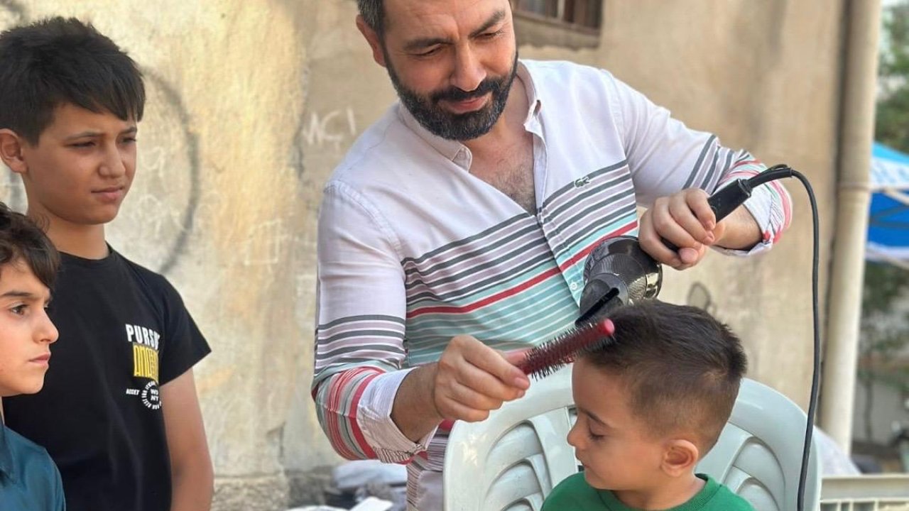 Kahramanmaraş’ta berber makasıyla gelen mutluluk!