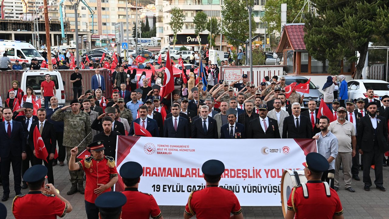 Kahramanmaraş’ta Gaziler Günü Kortej Yürüyüşü Gerçekleştirildi!