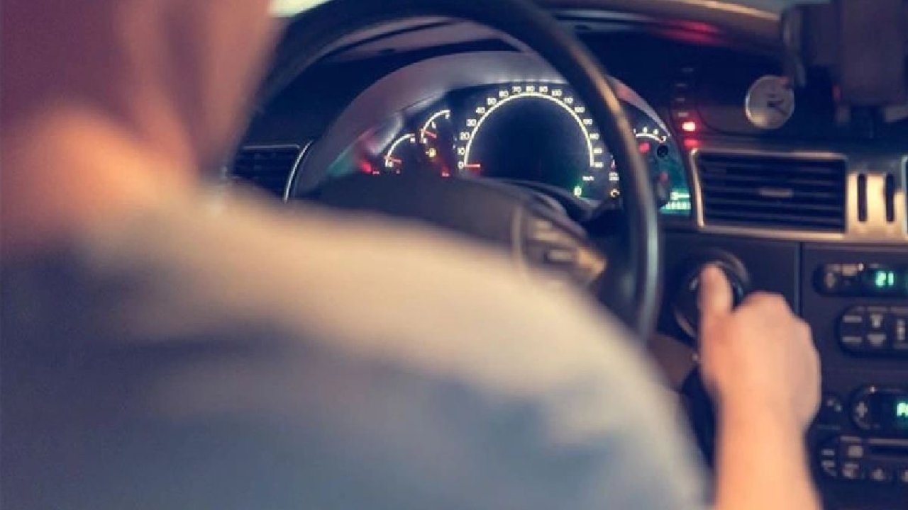 Sürüş Alışkanlıklarınızla Yakıt Tüketimini %25 Azaltın: İşte O 5 Altın Kural!