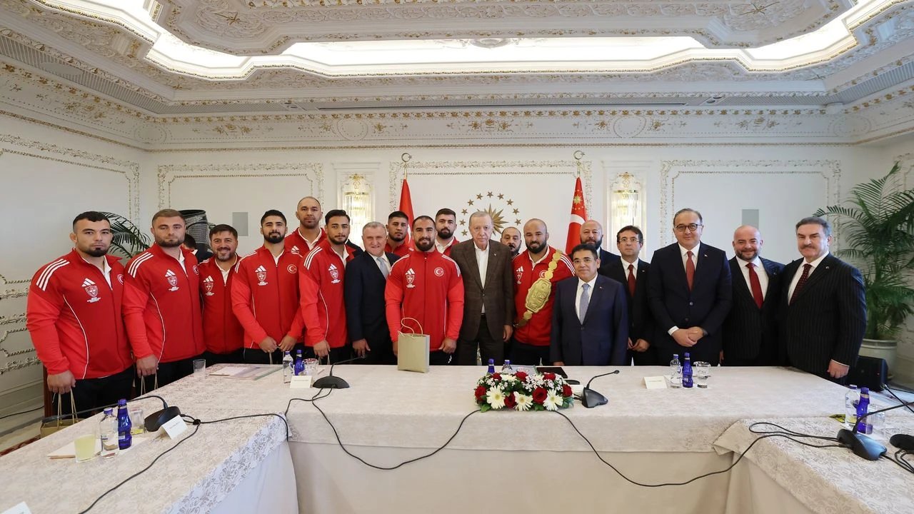 Cumhurbaşkanı Erdoğan’dan Kahramanmaraş’a 1. Dünya Karakucak Güreş Şampiyonası müjdesi!