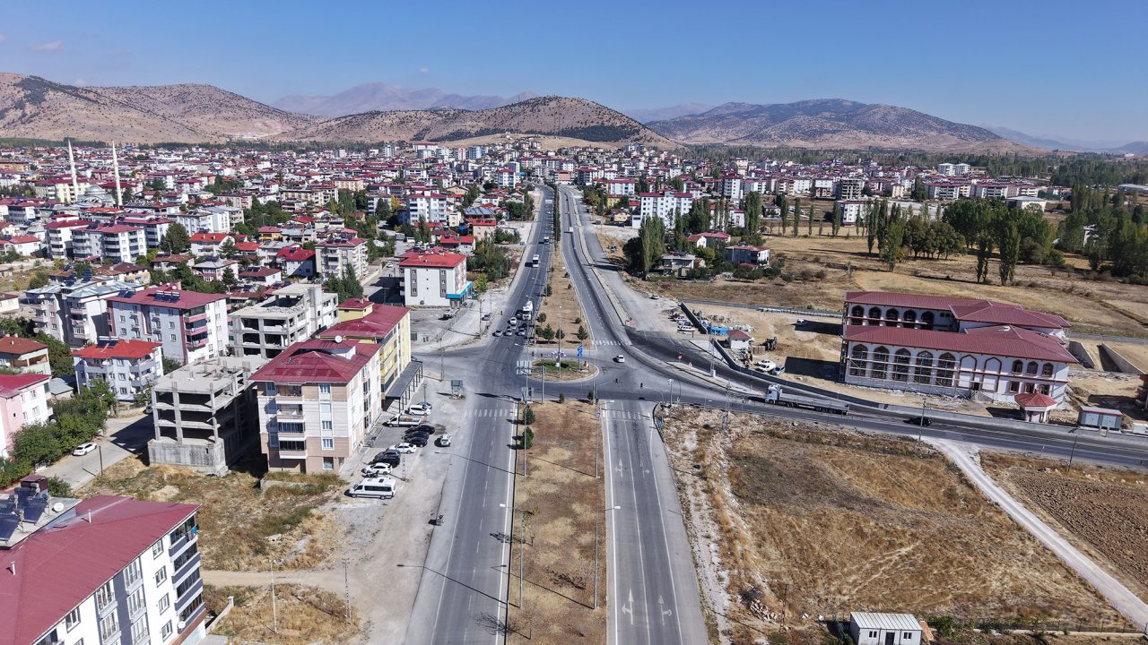 Göksun Kavşağı’nda Trafik rahatladı!