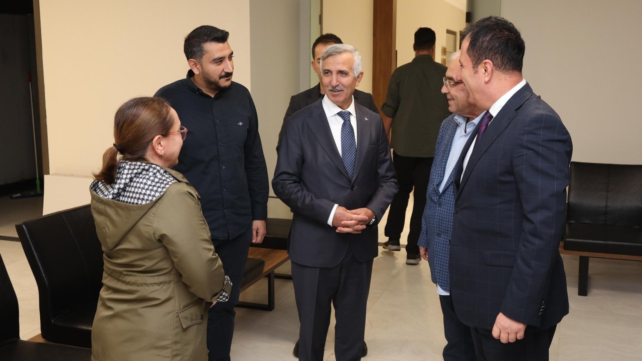 KMTSO Yeni Hizmet Binası Vali Ünlüer'den Tam Not Aldı!