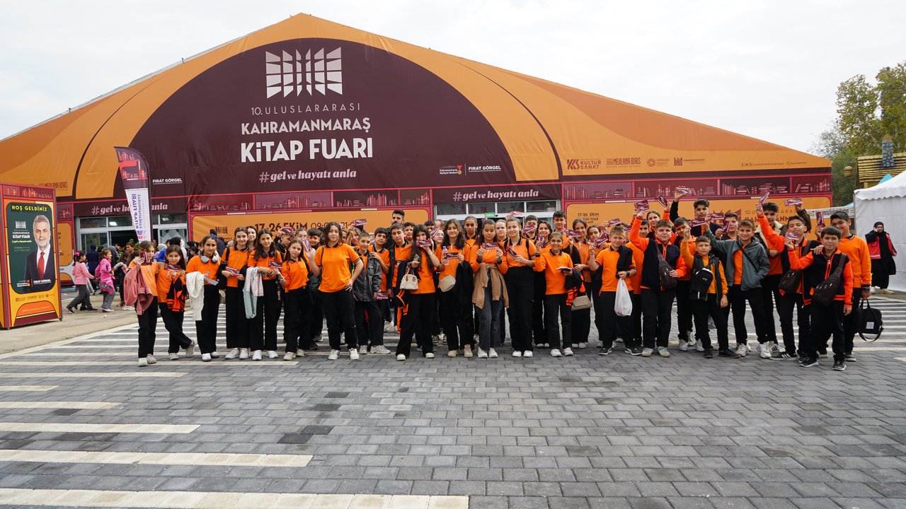 Ilıca’dan Gelen Öğrenciler Kitapların Büyüsünü Keşfetti!