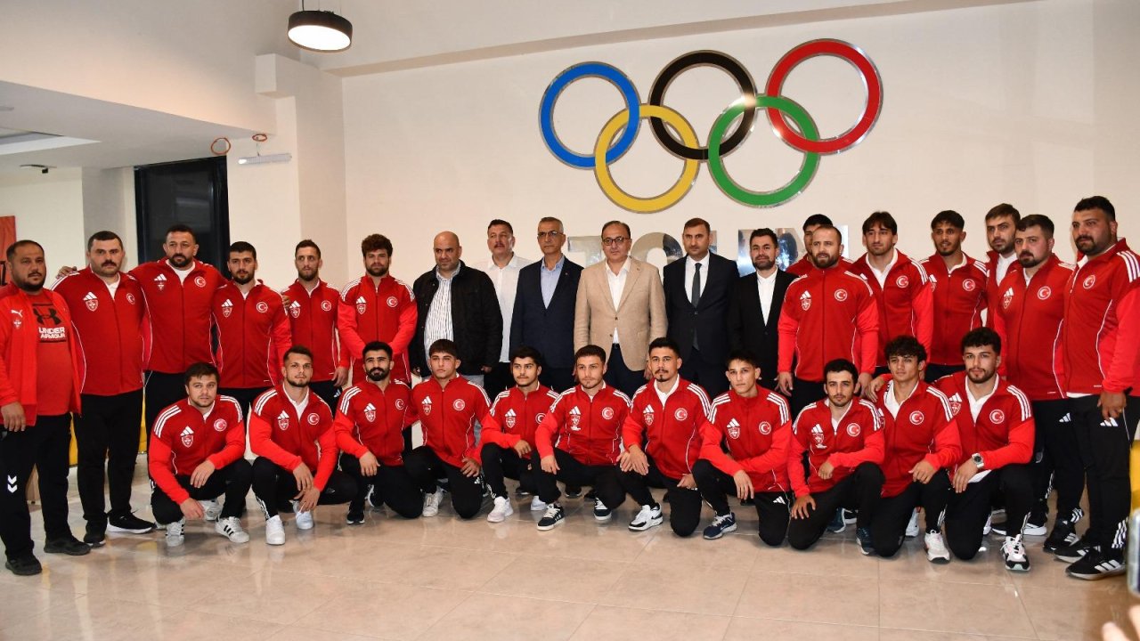 TGGF Başkan Vekili Şahin Hopur’dan Milli Takıma Moral Ziyareti!