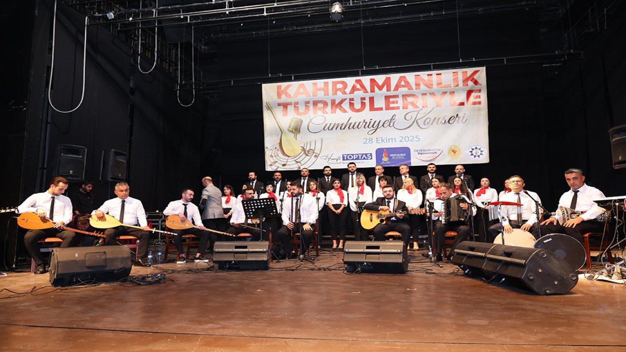 Onikişubat Belediyesi’nin Cumhuriyet Konseri’ne yoğun ilgi!