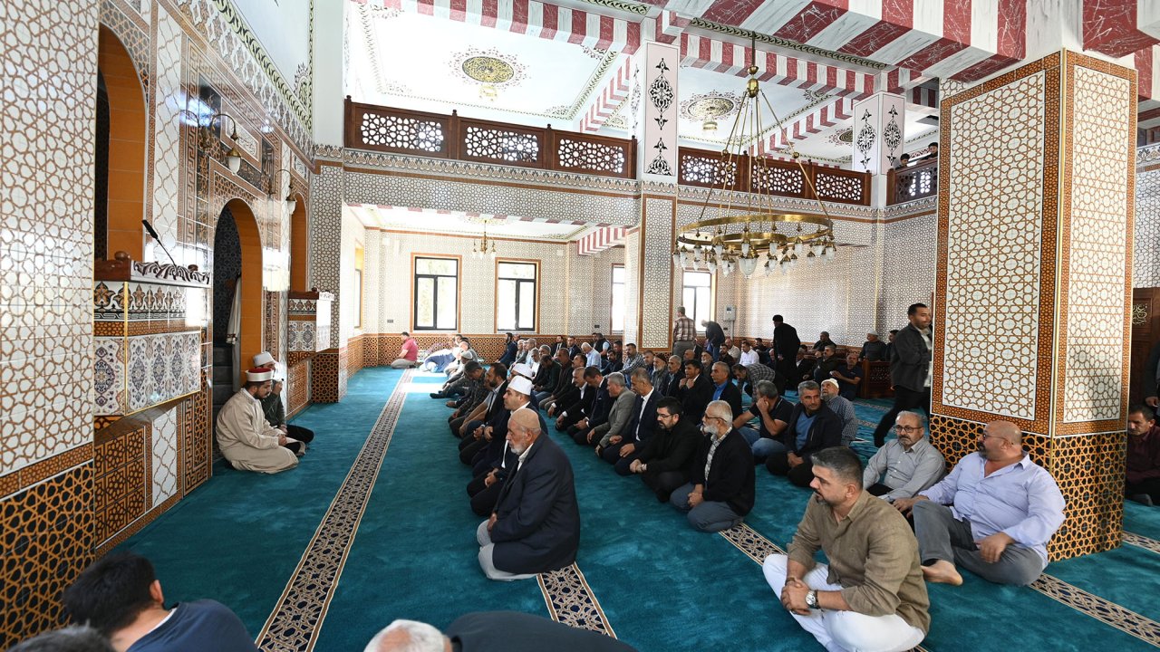 Dulkadiroğlu Hacı Osman Uğur Camii Hizmete Açıldı!