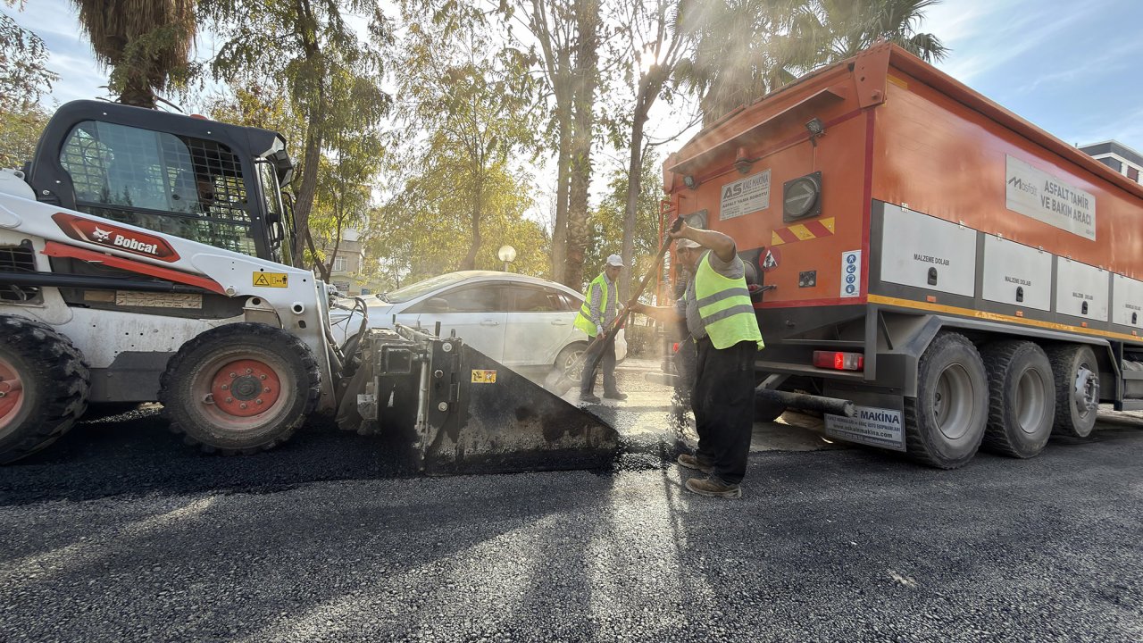 Kahramanmaraş’ta Yollarda Asfalt Mesaisi Sürüyor!
