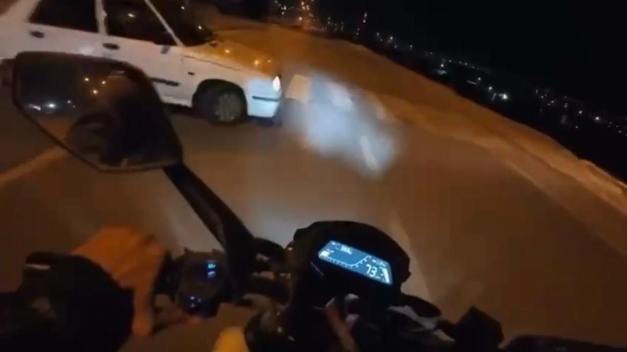 Kahramanmaraş’ta Motosikletli Çiftin Kaza Anı Kameraya Yansıdı