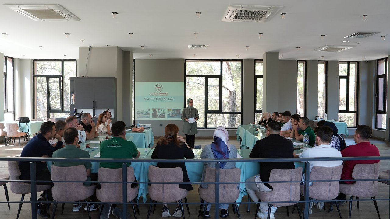 Kahramanmaraş Büyükşehir personeline ilk yardım eğitimi!