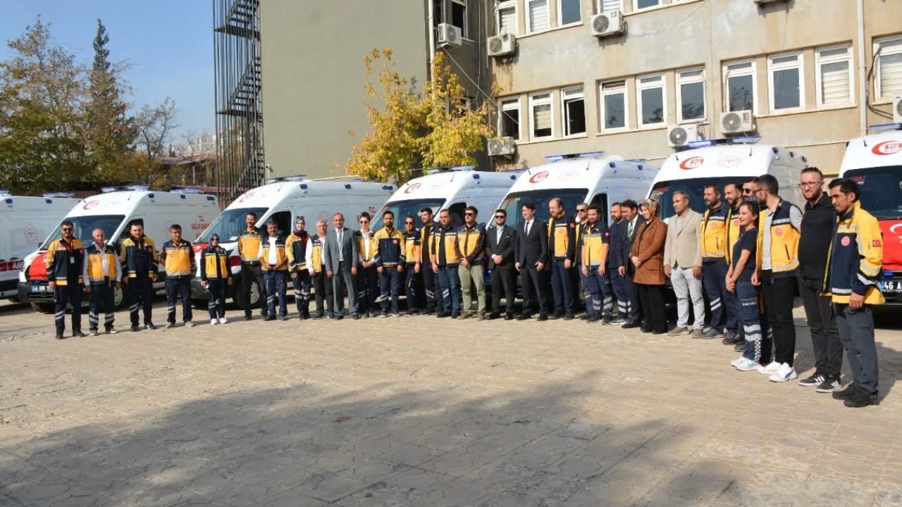 Kahramanmaraş'ın Acil Sağlık Gücüne 9 Yeni Ambulans!