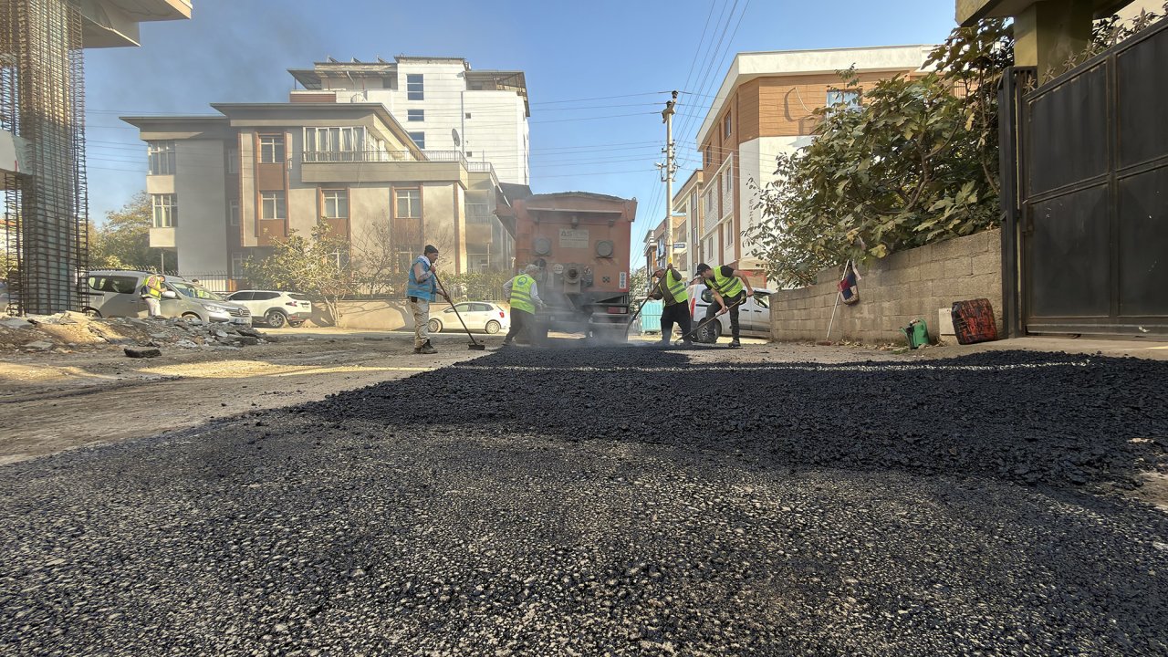 Kahramanmaraş’ta Altyapının Ardından Yol Onarımları da Hızla Devam Ediyor!