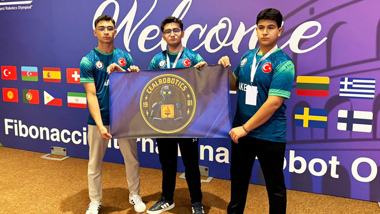 AKEDAŞ destekli genç mucitler, dünya arenasını fethetti!