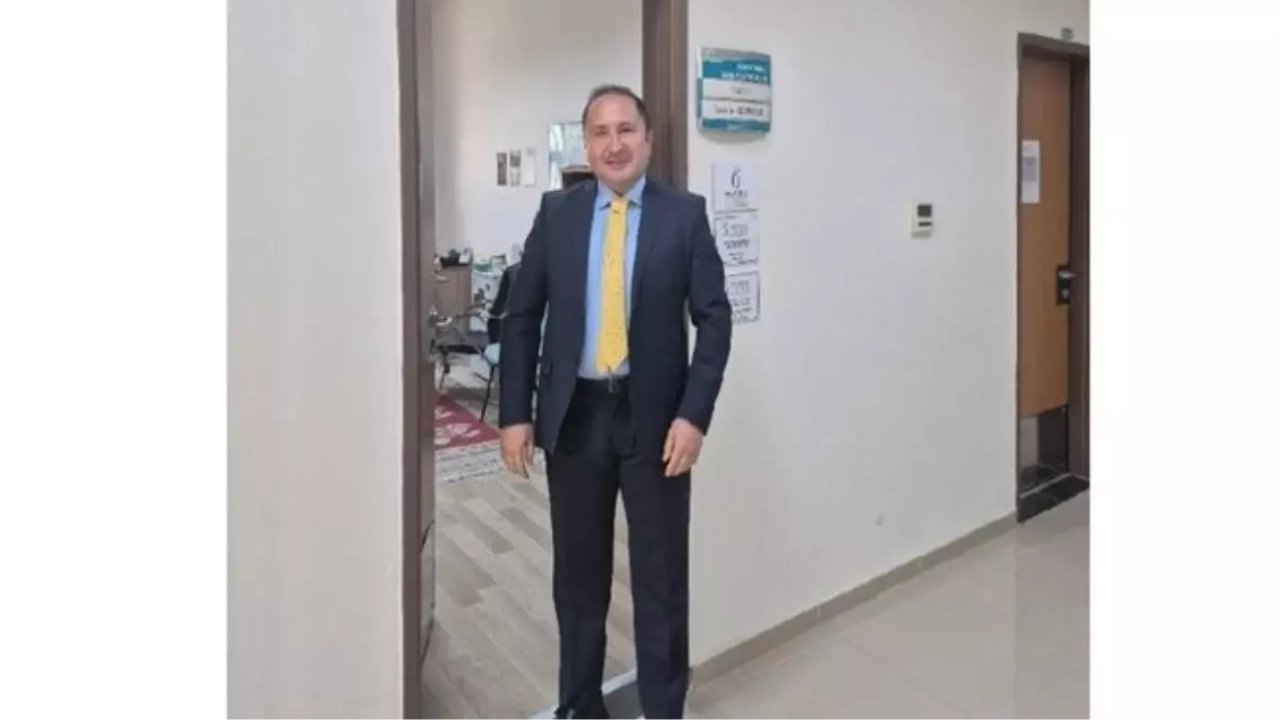 Prof. Dr. Rasim Akpınar Kimdir? İzmir Bakırçay Üniversitesi'nin Yeni Rektörü Atandı!