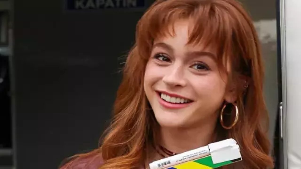 Asena Keskinci Kimdir? Kaç Yaşında, Nereli ve Hangi Dizilerde Oynadı?