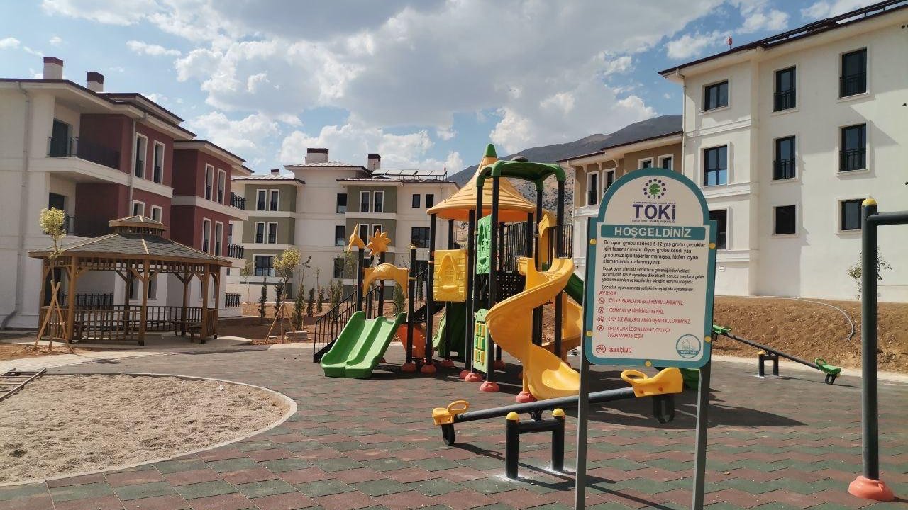 Kahramanmaraş’ta “Deprem Bebek” En Küçük Hak Sahibi Oldu