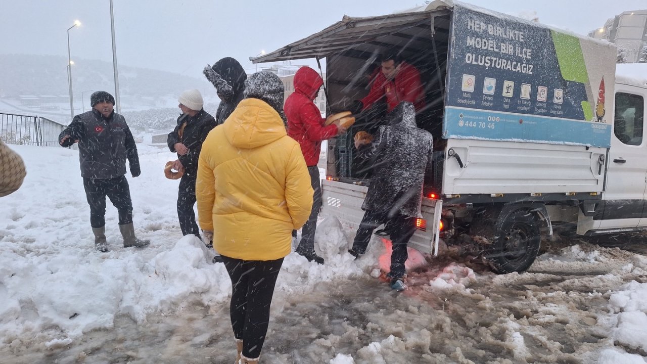 Başkan Toptaş: "Onikişubat'ta Kimse Yalnız Değil"