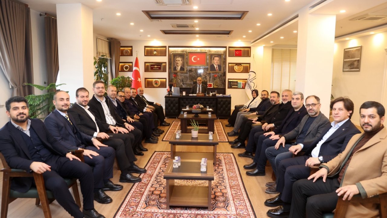 AK Parti Kahramanmaraş İl Başkanı Gül ve ekibi Başkan Akpınar’ı ziyaret etti!