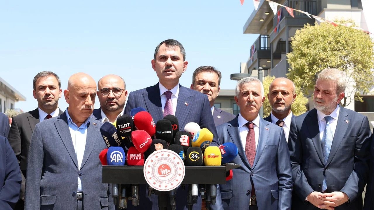 Bakan Kurum'dan Kahramanmaraş paylaşımı! “Yeniden ayağa kalktık”