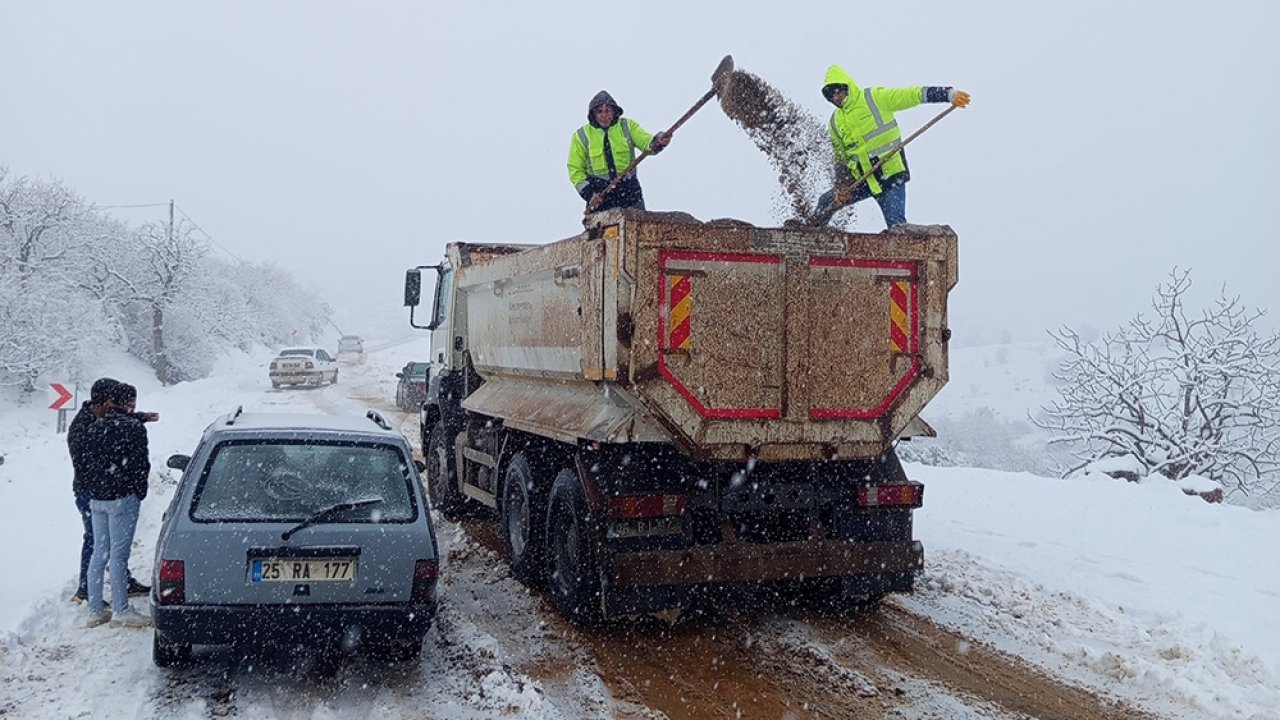 Büyükşehir’den Kırsalda da Karla Etkin Mücadele