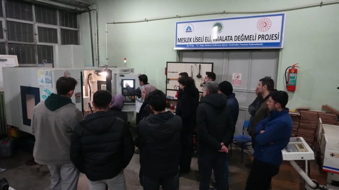 Nitelikli Ara Eleman Açığına Çözüm: Kahramanmaraş’ta CNC Kursu Açıldı