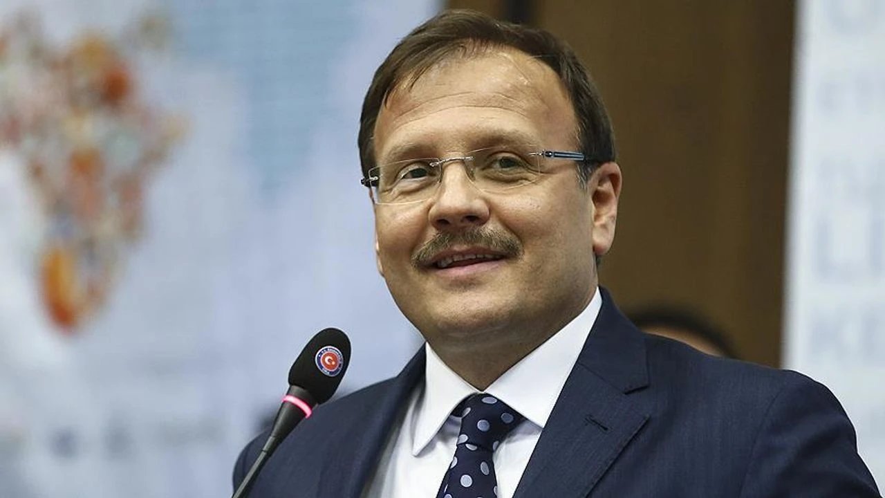 Hakan Çavuşoğlu Kimdir? Eski Başbakan Yardımcısı Hakan Çavuşoğlu Kaç Yaşında ve Nereli?