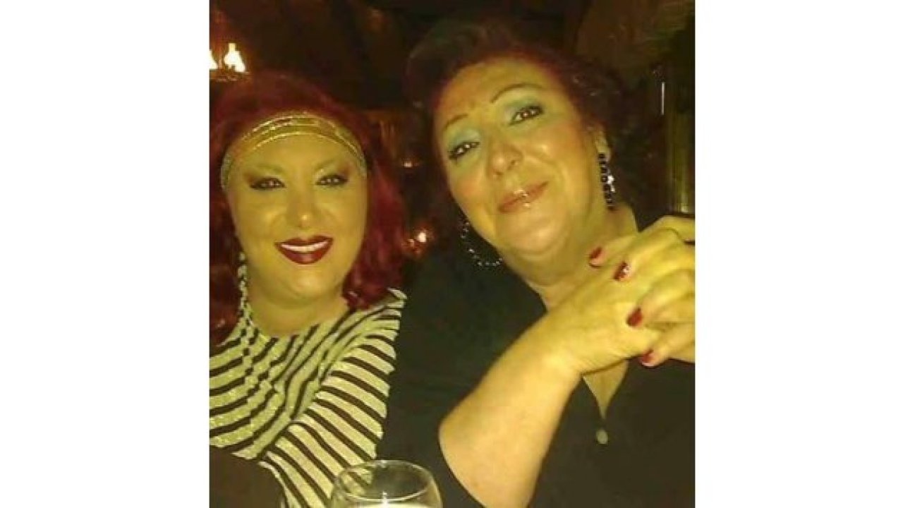 Şarkıcı Güllü’nün Annesi Yücel Uğurlu Kimdir? Ne Zaman Vefat Ettti? İşte Merak Edilenler