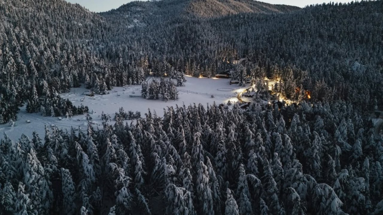 Kahramanmaraş’ta Kış Masalı: Başkonuş Yaylası Beyaz Gelinliğini Giydi