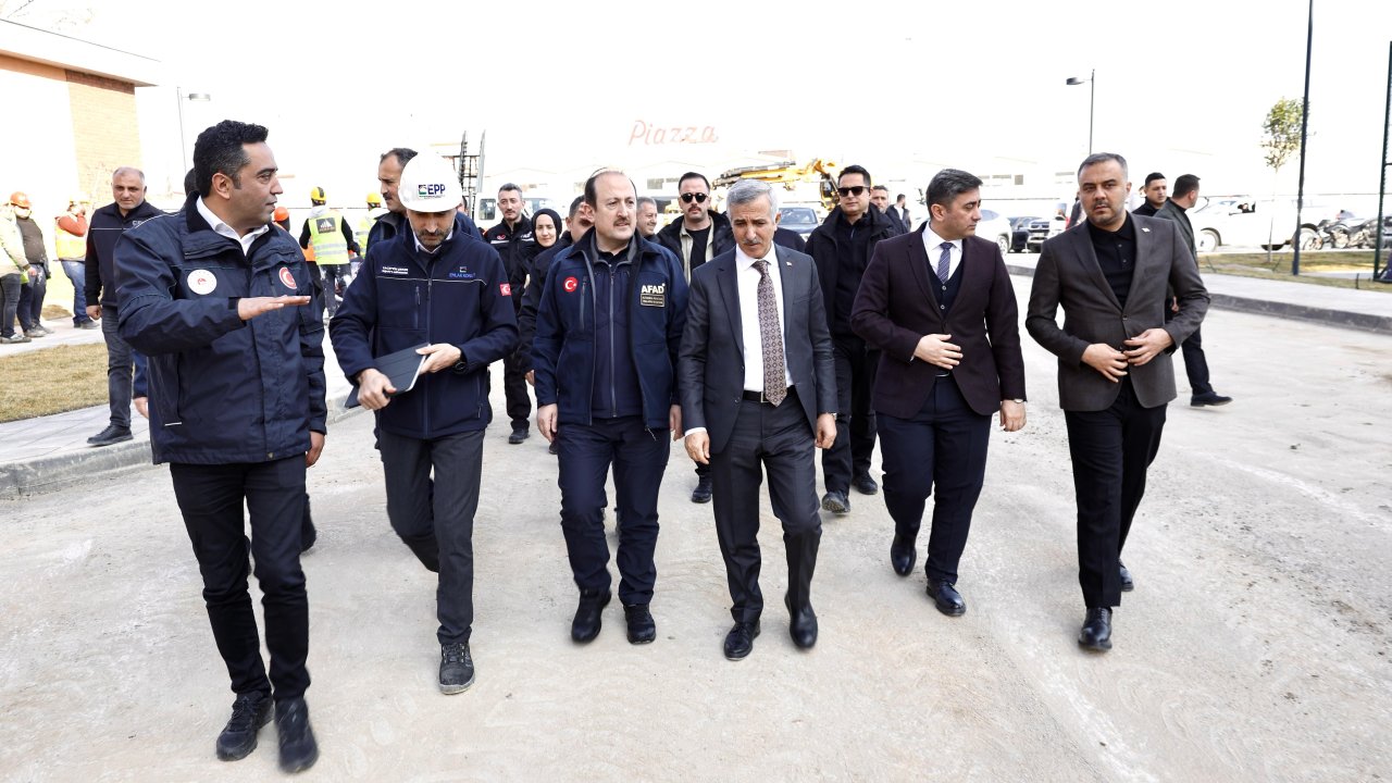 Vali Ünlüer: “Kahramanmaraş’ta Deprem Sonrası Yıkım ve İyileştirme Sürecinde Sona Geliyoruz”