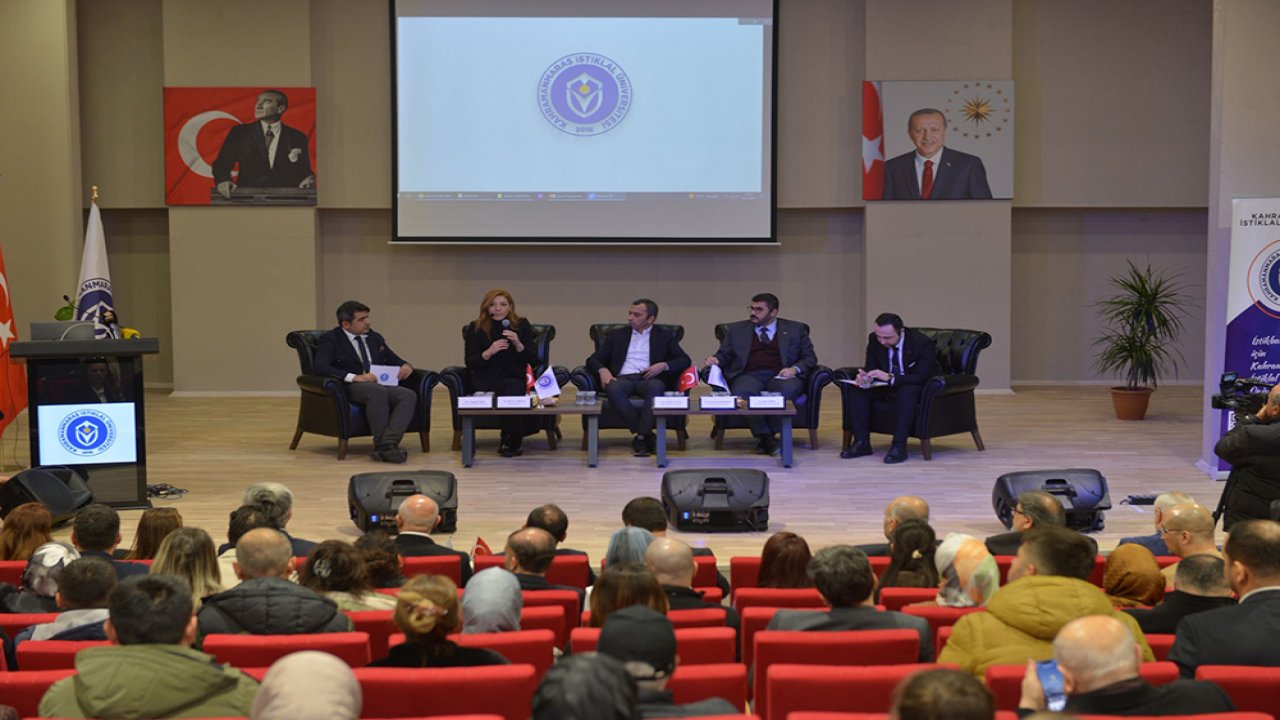 Kahramanmaraş KİÜ’de “Asrın Felaketinde Gazetecilik” Paneli!
