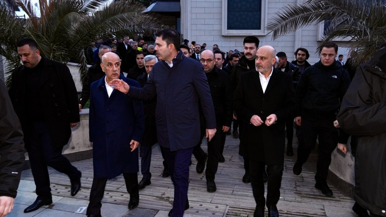 Bakan Kurum, "455 Bin Ev Teslim Edildi, Şehirler Yeniden Ayağa Kalkıyor" Dedi