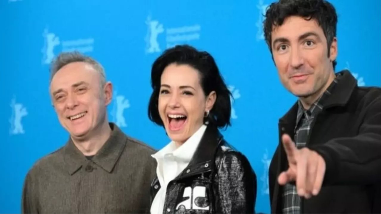 Sarı Zarflar Filmi Neden Türkiye’de Çekilmedi? Özgü Namal’dan Açıklama