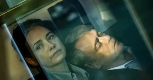 Sarı Zarflar Filminin Konusu Nedir? Oyuncu Kadrosunda Kimler Var?