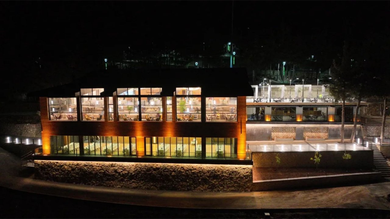 Kahramanmaraş’ta manzara eşliğinde zengin Ramazan menüsü 650 TL!