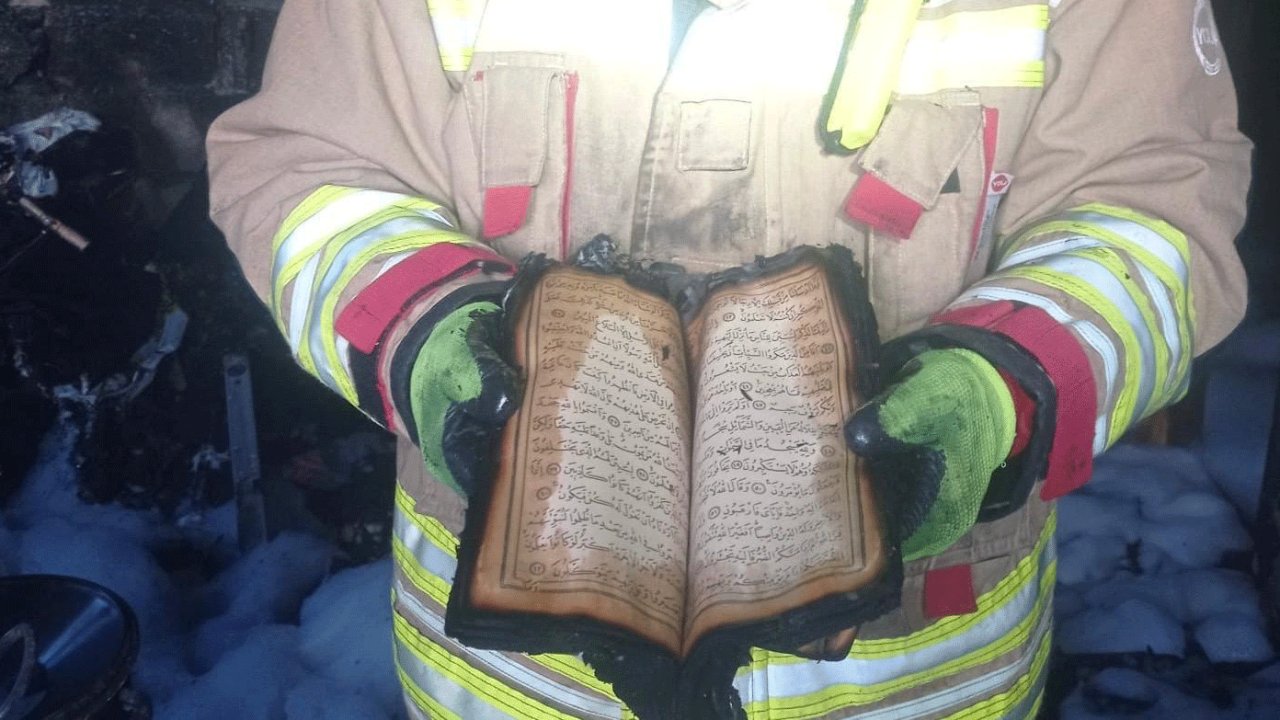 Kahramanmaraş’ta Evi, Paraları Yandı sadece Kuran’ı Kerim zarar görmedi!