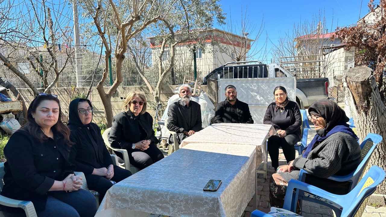 Kadın Platformu’ndan Öldürülen Alev Koç’un Ailesine Ziyaret!