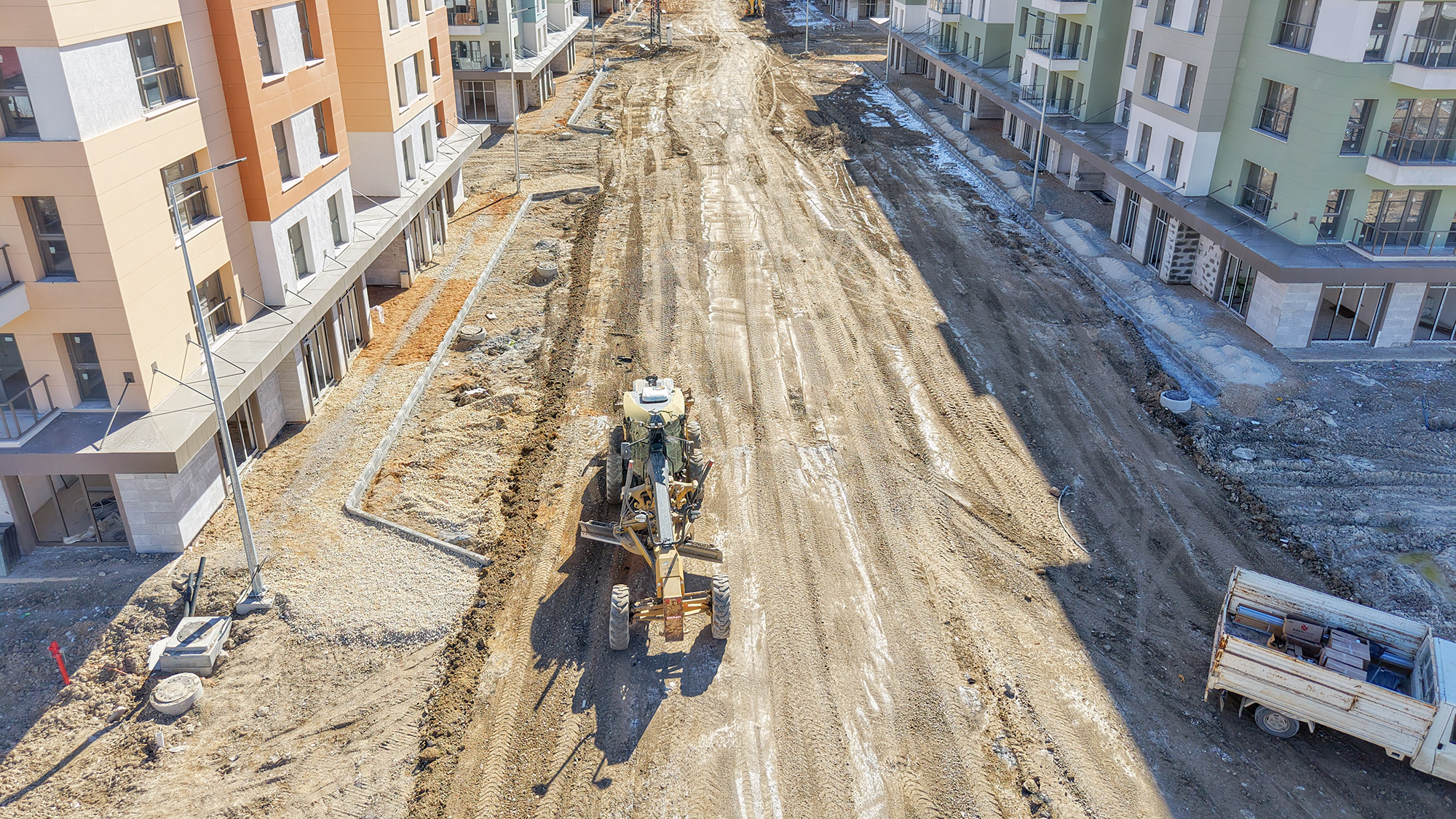 Elbistan’da Hacı Esat Efendi Caddesi Büyükşehir’le Yenileniyor!