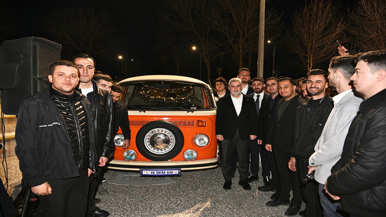 Başkan Görgel, “Her Çalışmamızın Merkezine Gençlerimizi Alıyoruz”